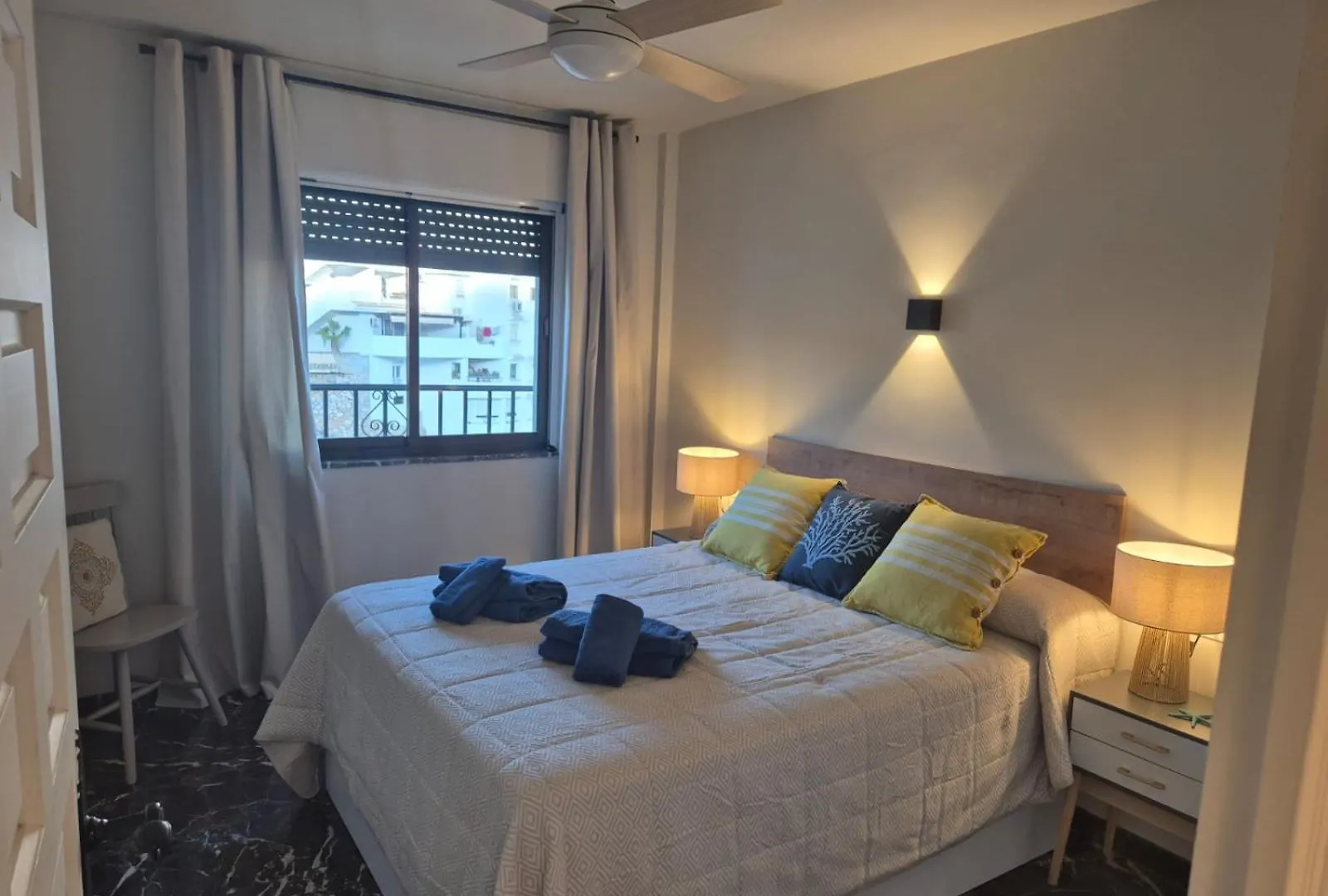 Апартаменты Costa Suite Sea View, Tesorillo Альмуньекар Испания